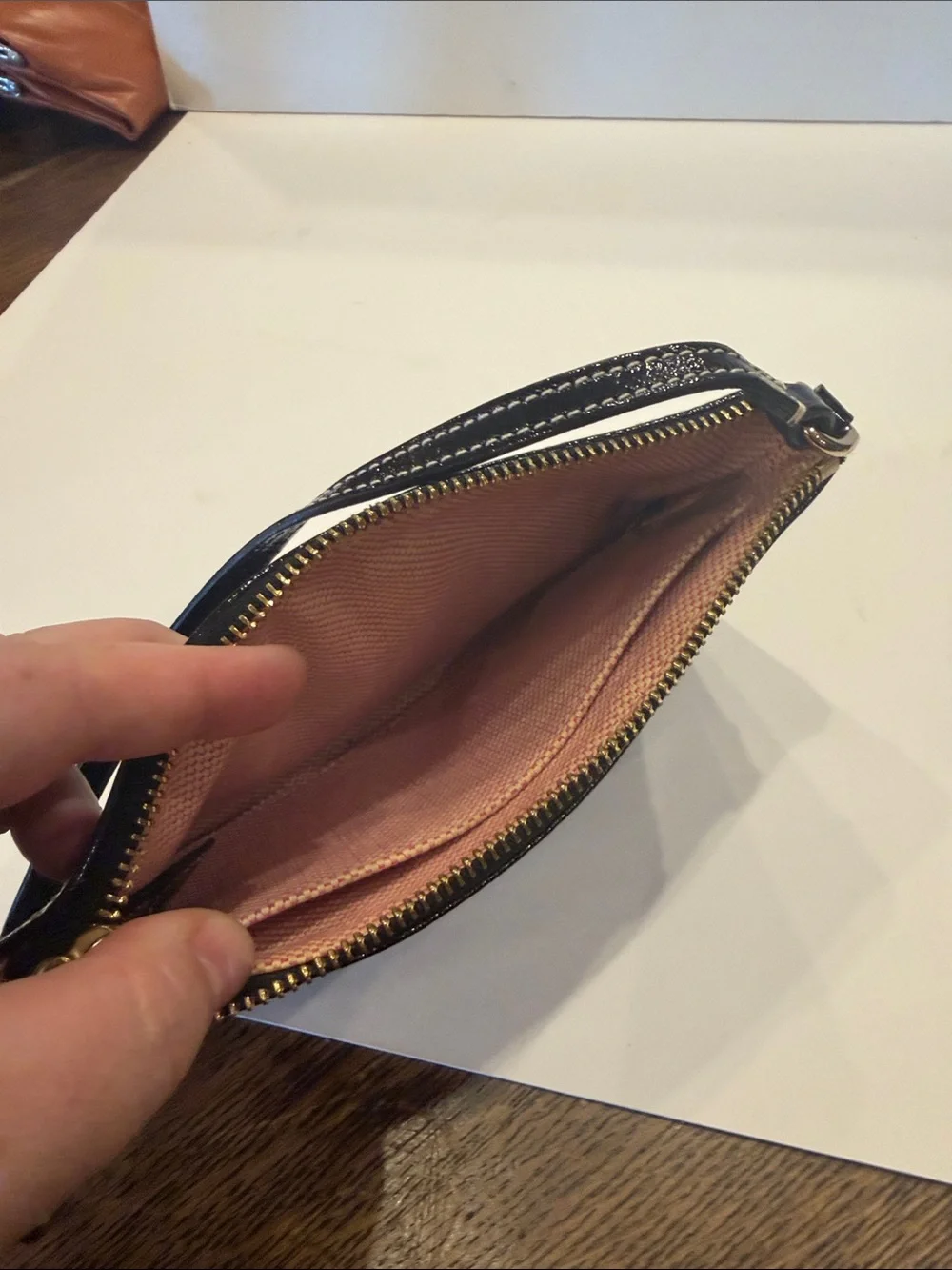 Dooney & Bourke sleek dooney